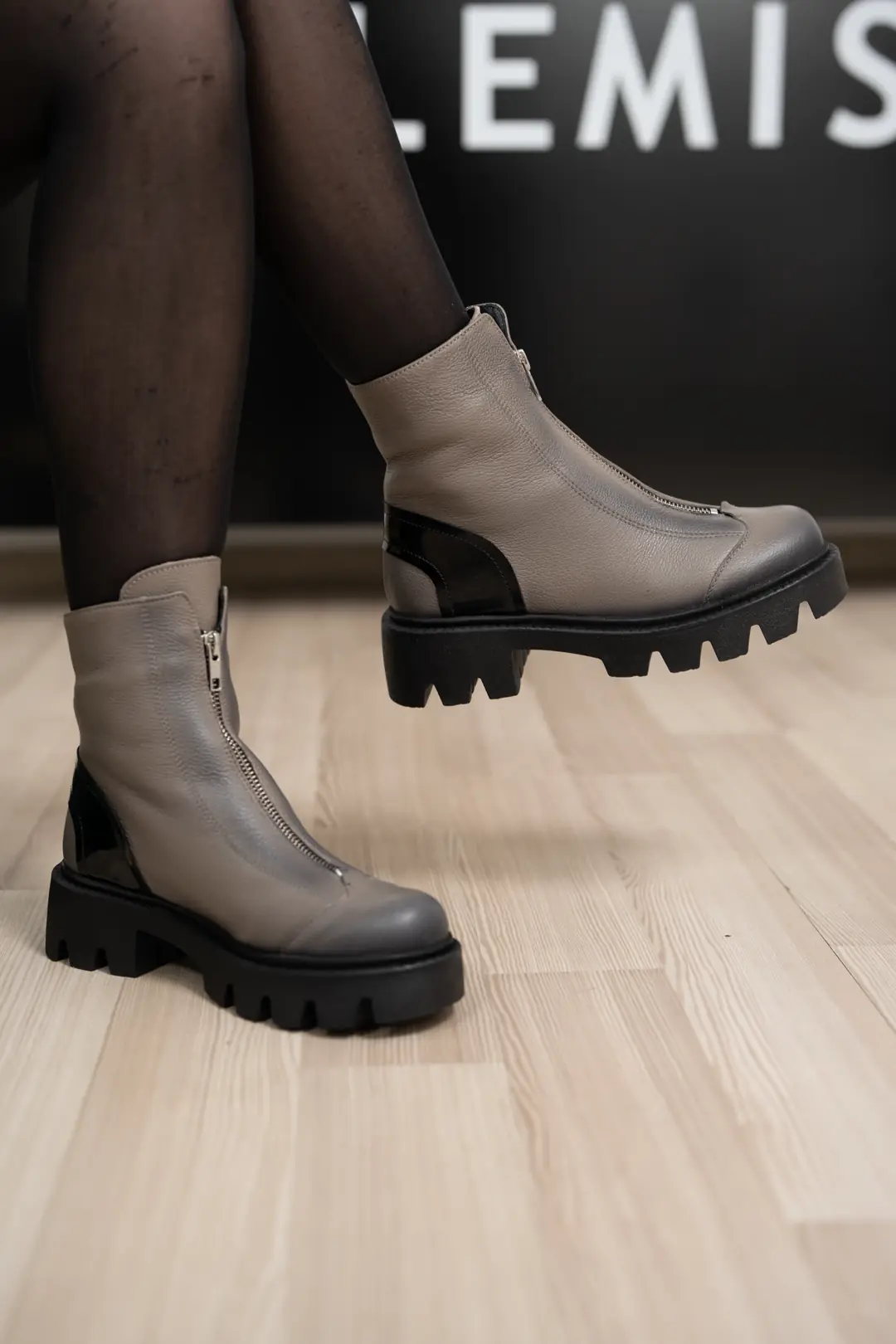 GTIN: 5942770013956, SKU: f-5.11-v3-38, GLEMIS