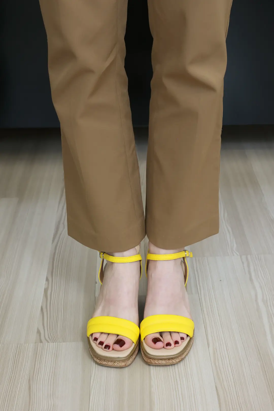 Sandale dama, Glemis, piele naturala - Cod: f-6.8, Culoare: Galben, Numar: 38