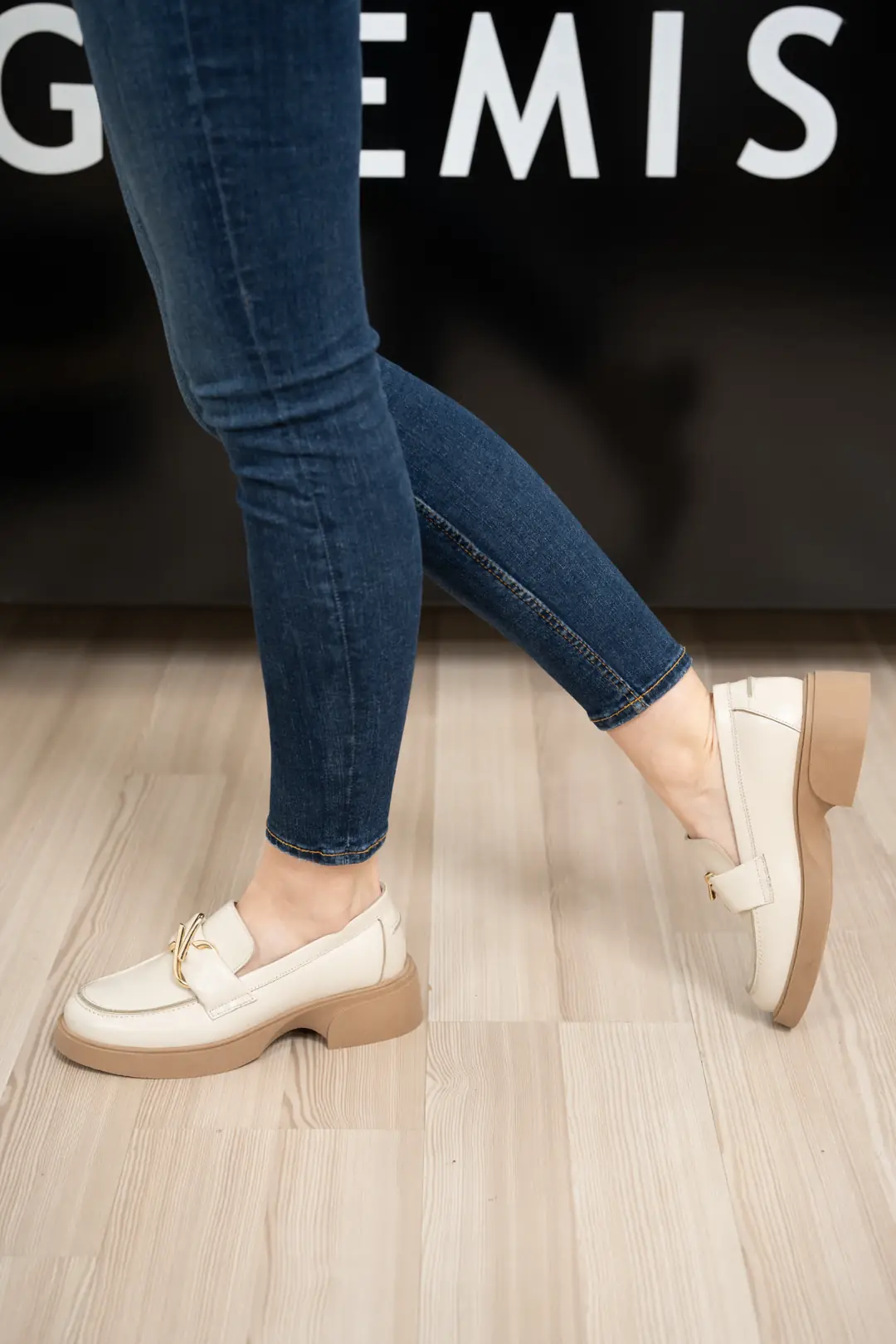 GTIN: 5942770021722, SKU: f-4.37-v2-38, GLEMIS