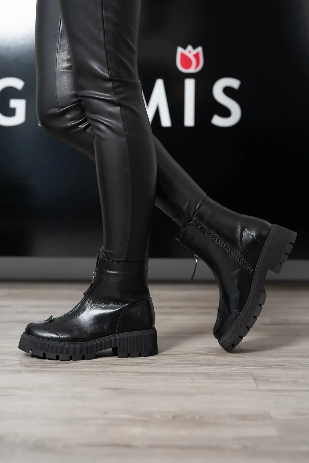 GTIN: 5942770001670, SKU: f-2.8-v1-38, GLEMIS