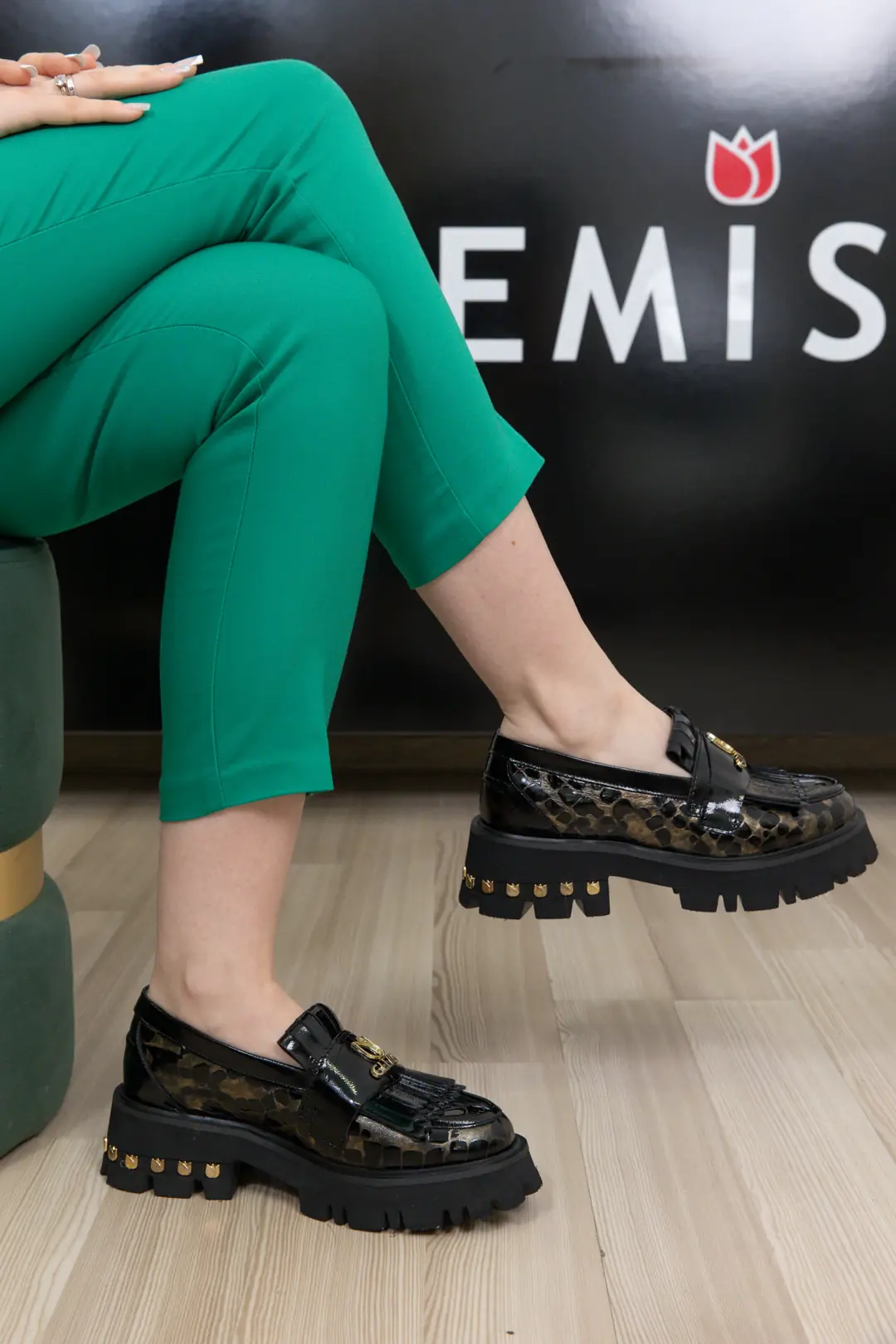 Mocasini dama, Glemis, piele naturala - Cod: f-4.60, Culoare: Bronz Box Lac, Talpa: Negru, Numar: 40