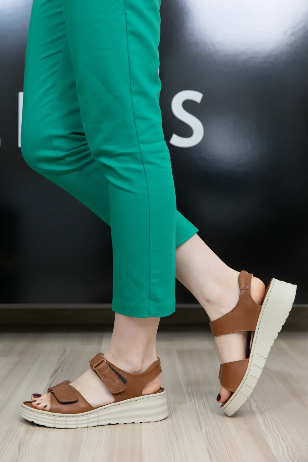 GTIN: 5942770035606, SKU: f-4.82-v1-40, GLEMIS