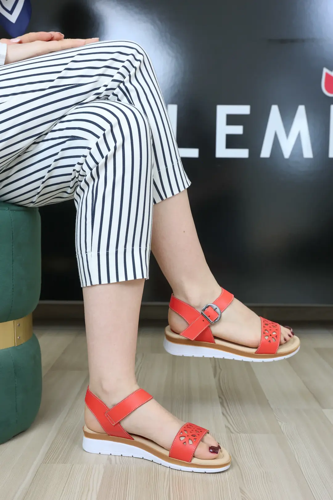 Sandale dama, Glemis, piele naturala - Cod: f-4.64, Culoare: Portocaliu, Talpa: Maro Deschis, Numar: 40