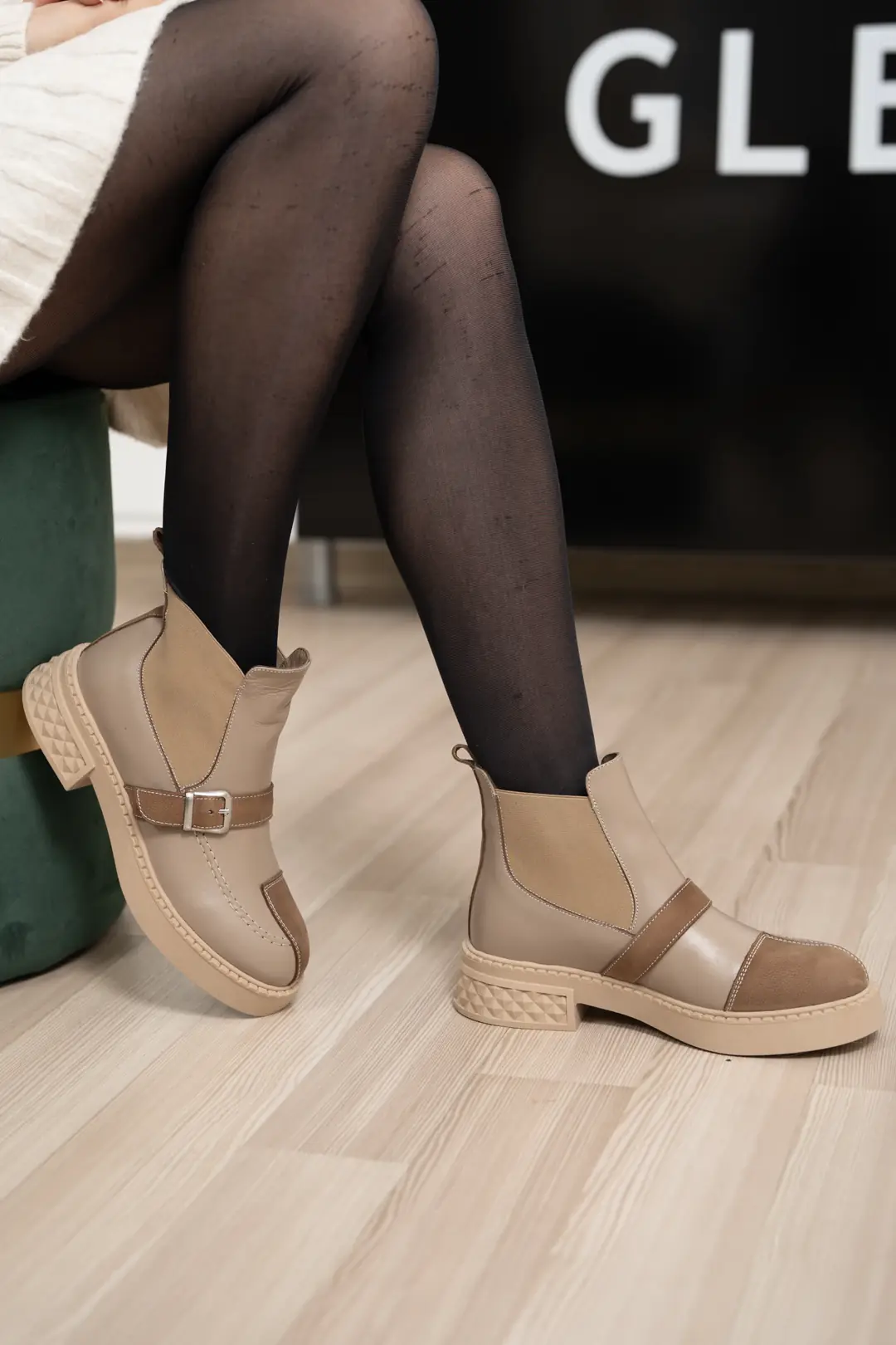 GTIN: 5942770013543, SKU: f-4.26-v4-38, GLEMIS