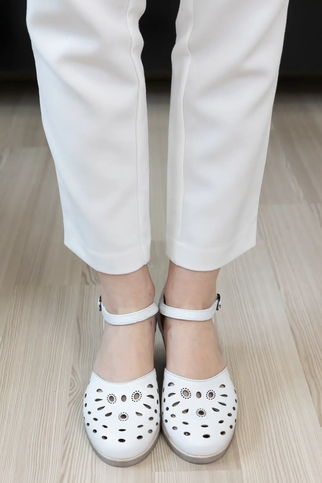 Sandale dama casual, Glemis, piele naturala - Model: f-3.29, Culoare: Alb Box, Talpa: Alb, Numar: 37
