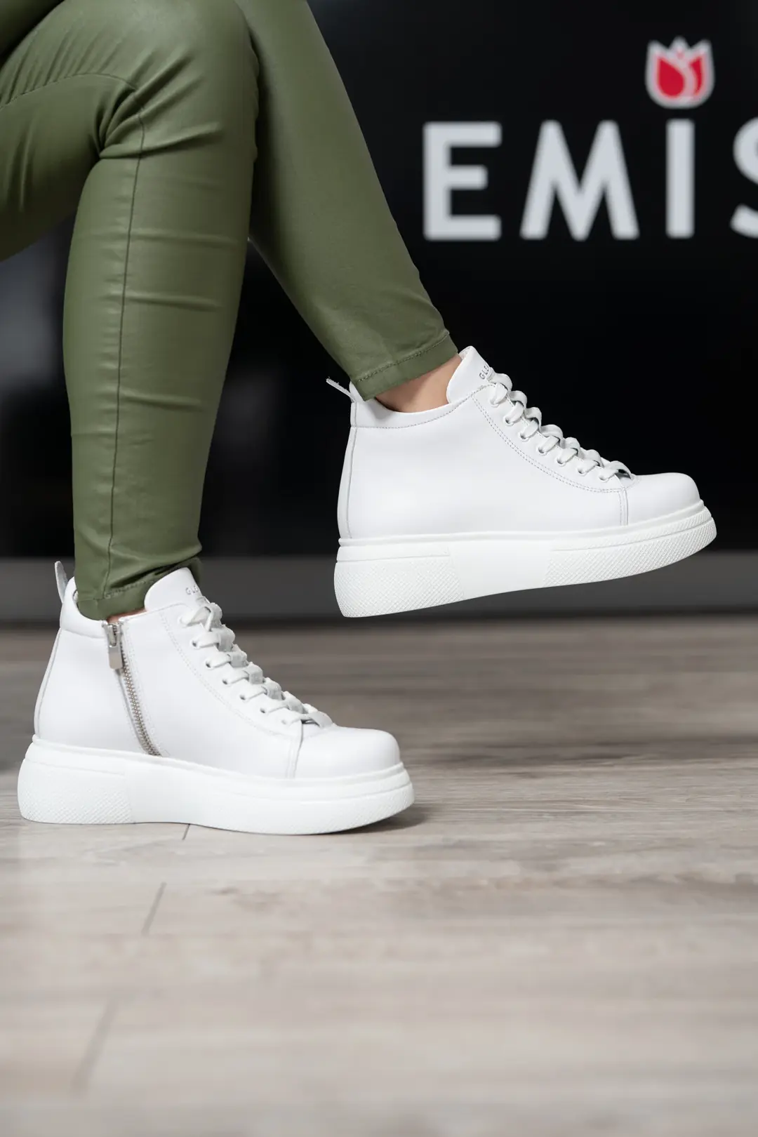 GTIN: 5942770008129, SKU: f-2.2-v1-41, GLEMIS