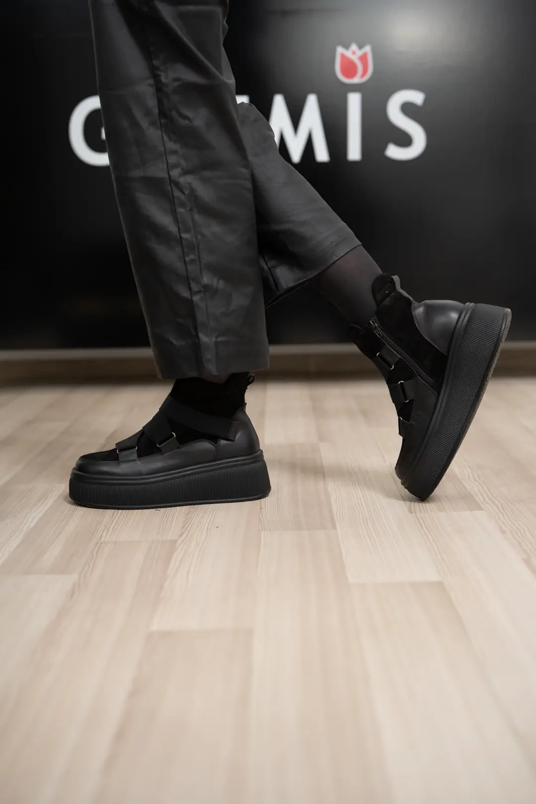 GTIN: 5942770015240, SKU: f-3.22-v2-37, GLEMIS