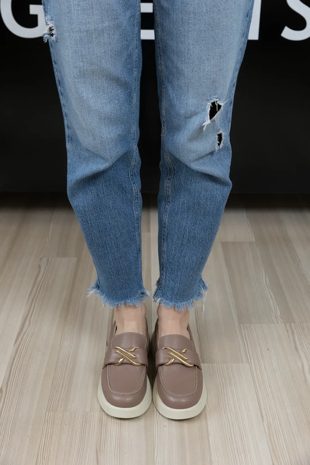 GTIN: 5942770022385, SKU: f-4.37-v8-40, GLEMIS