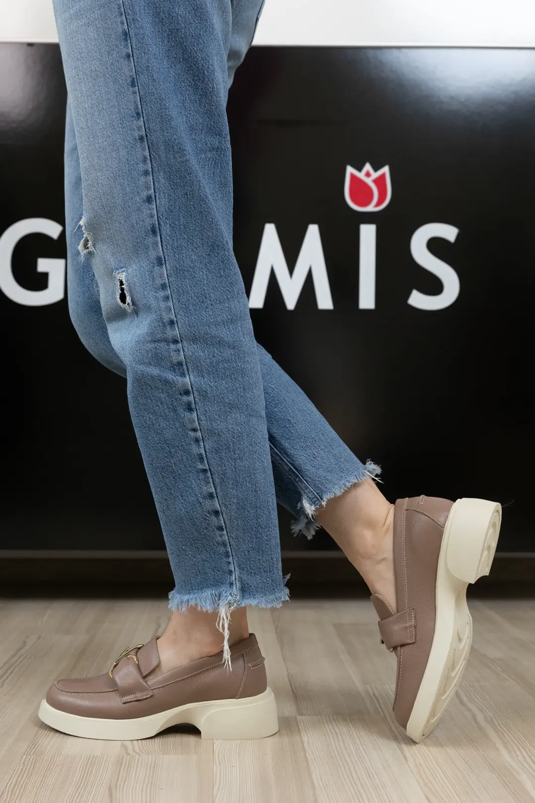 GTIN: 5942770022385, SKU: f-4.37-v8-40, GLEMIS