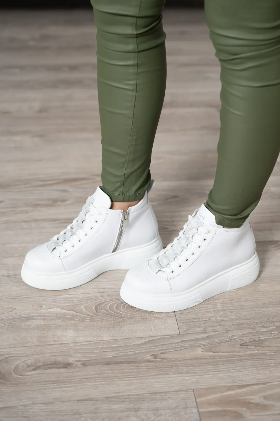 GTIN: 5942770008129, SKU: f-2.2-v1-41, GLEMIS