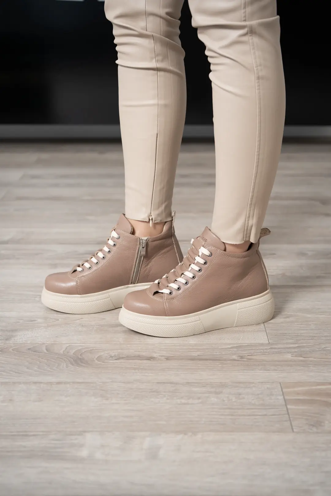 GTIN: 5942770008488, SKU: f-2.2-v6-37, GLEMIS