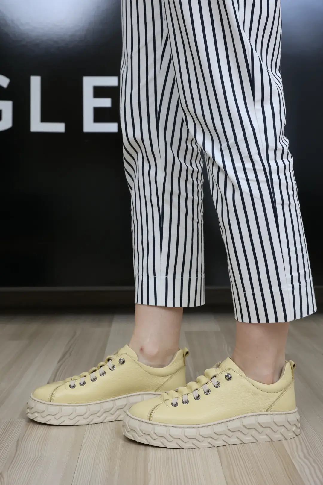 Pantofi casual dama, Glemis, piele naturala - Cod: f-4.29, Culoare: Galben, Talpa: Bej, Numar: 40