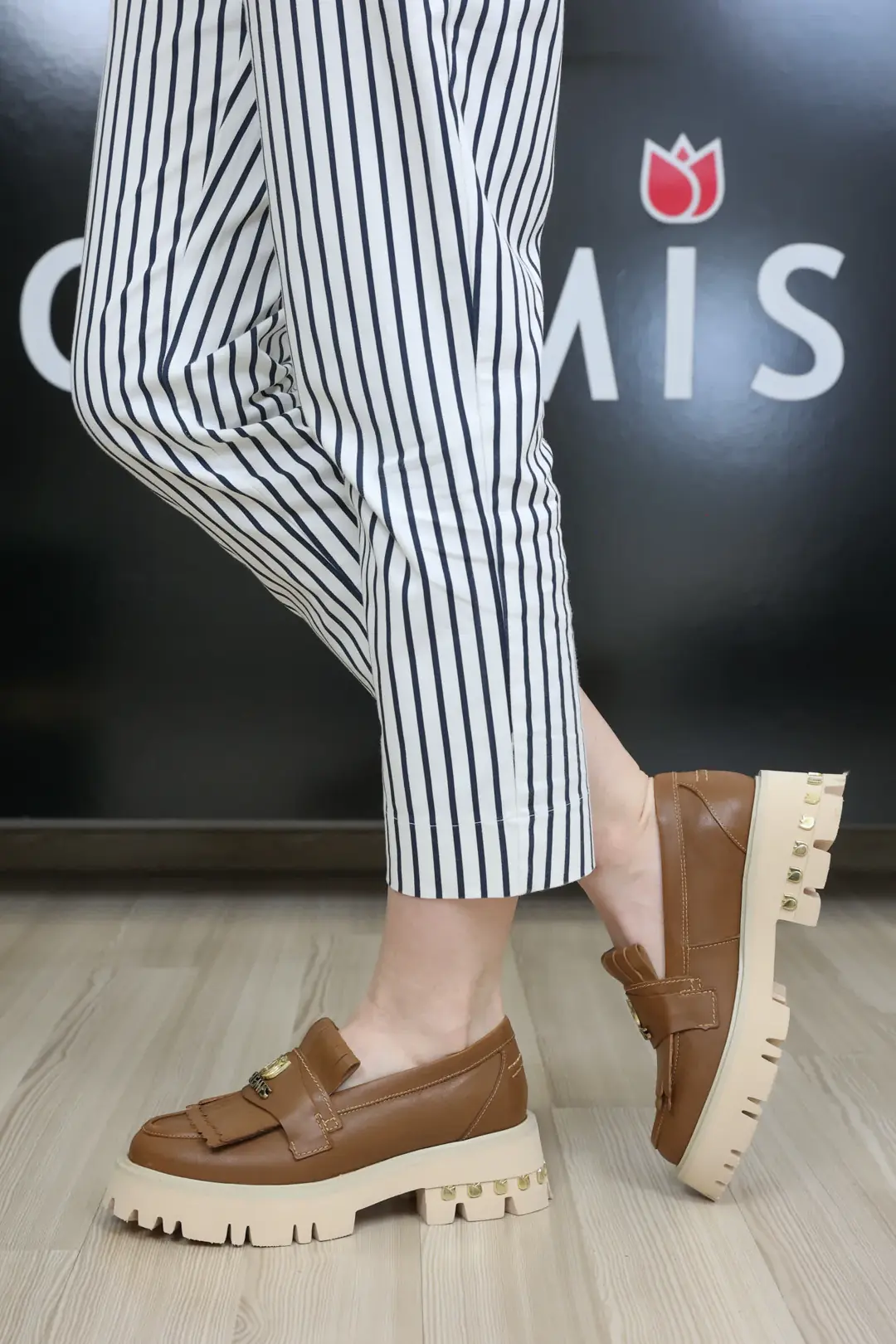 Mocasini dama, Glemis, piele naturala - Cod: f-4.60, Culoare: Maro Box, Talpa: Bej, Numar: 40