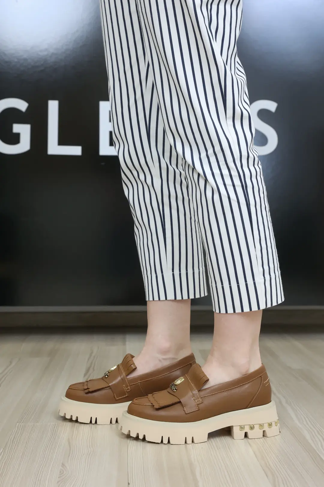 Mocasini dama, Glemis, piele naturala - Cod: f-4.60, Culoare: Maro Box, Talpa: Bej, Numar: 40