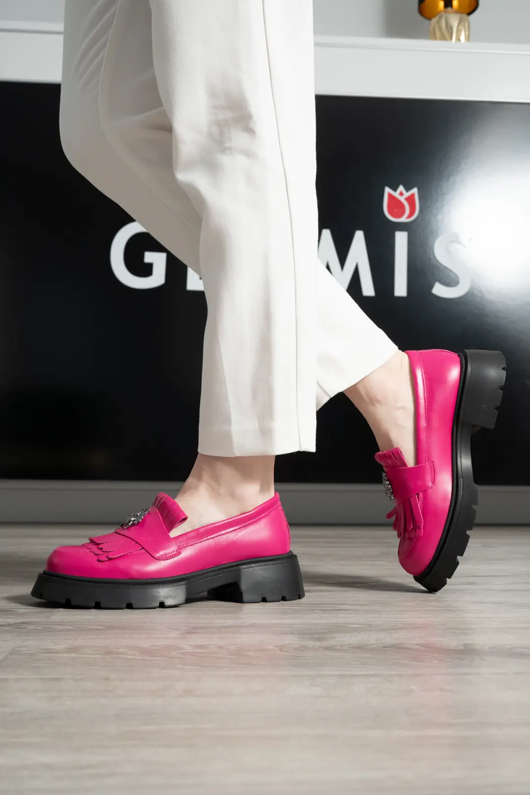 GTIN: 5942770000451, SKU: f-8.1-v1-40, GLEMIS