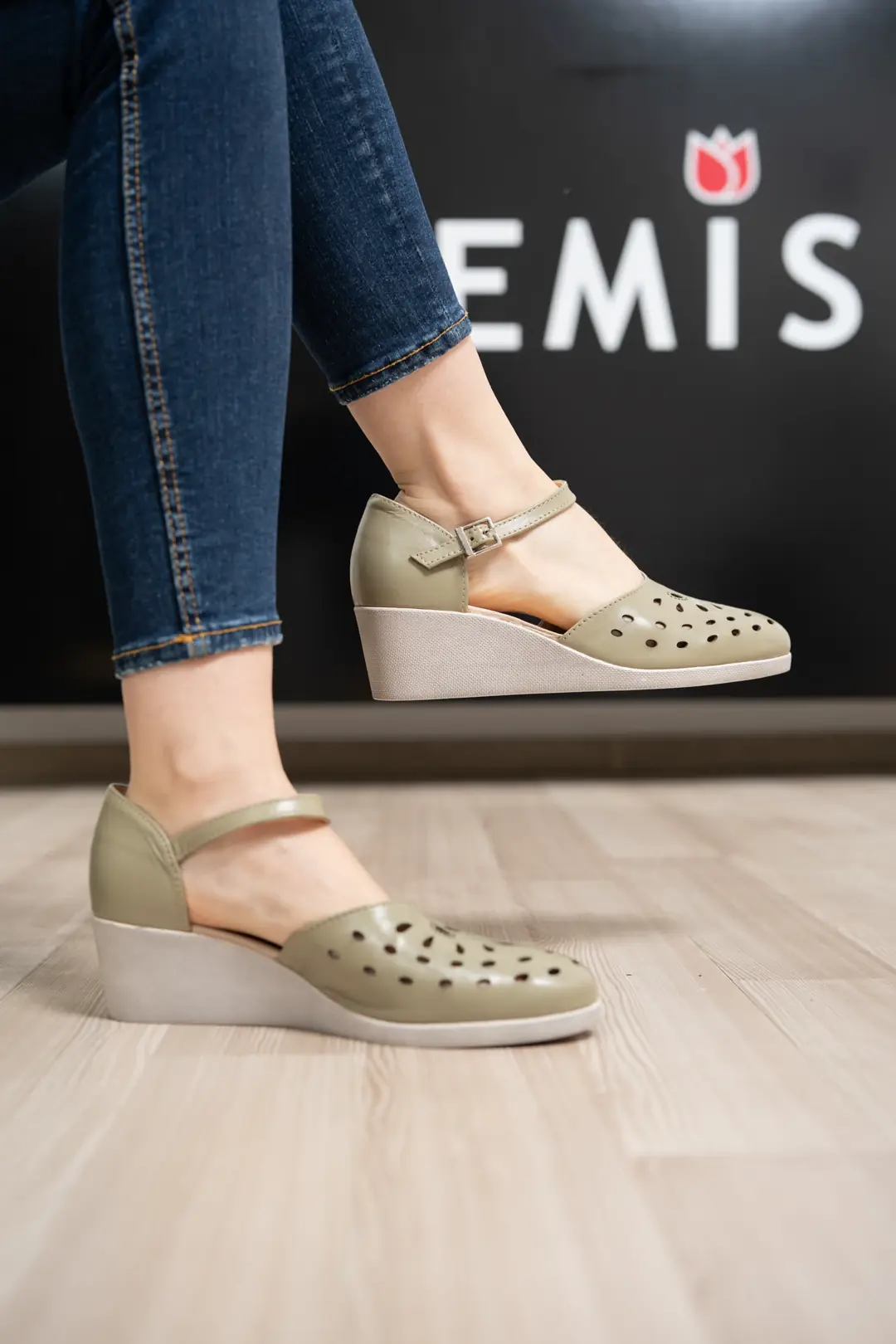 GTIN: 5942770042567, SKU: f-3.29-v1-36, GLEMIS