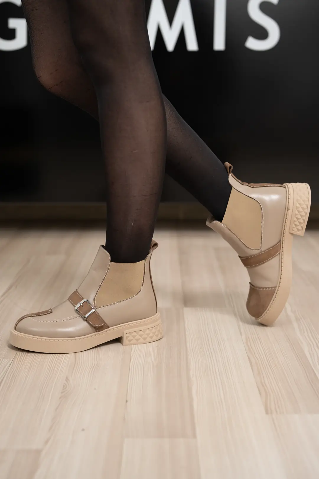 GTIN: 5942770013543, SKU: f-4.26-v4-38, GLEMIS