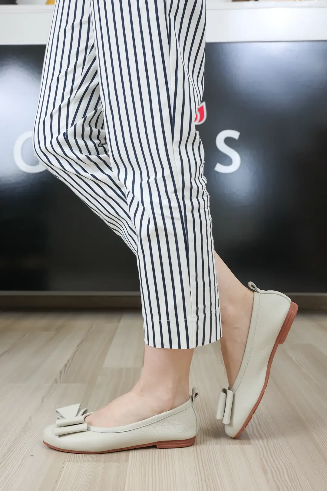 Balerini dama, Glemis, piele naturala - Cod: f-6.7, Culoare: Crem, Talpa: Maro Deschis, Numar: 40