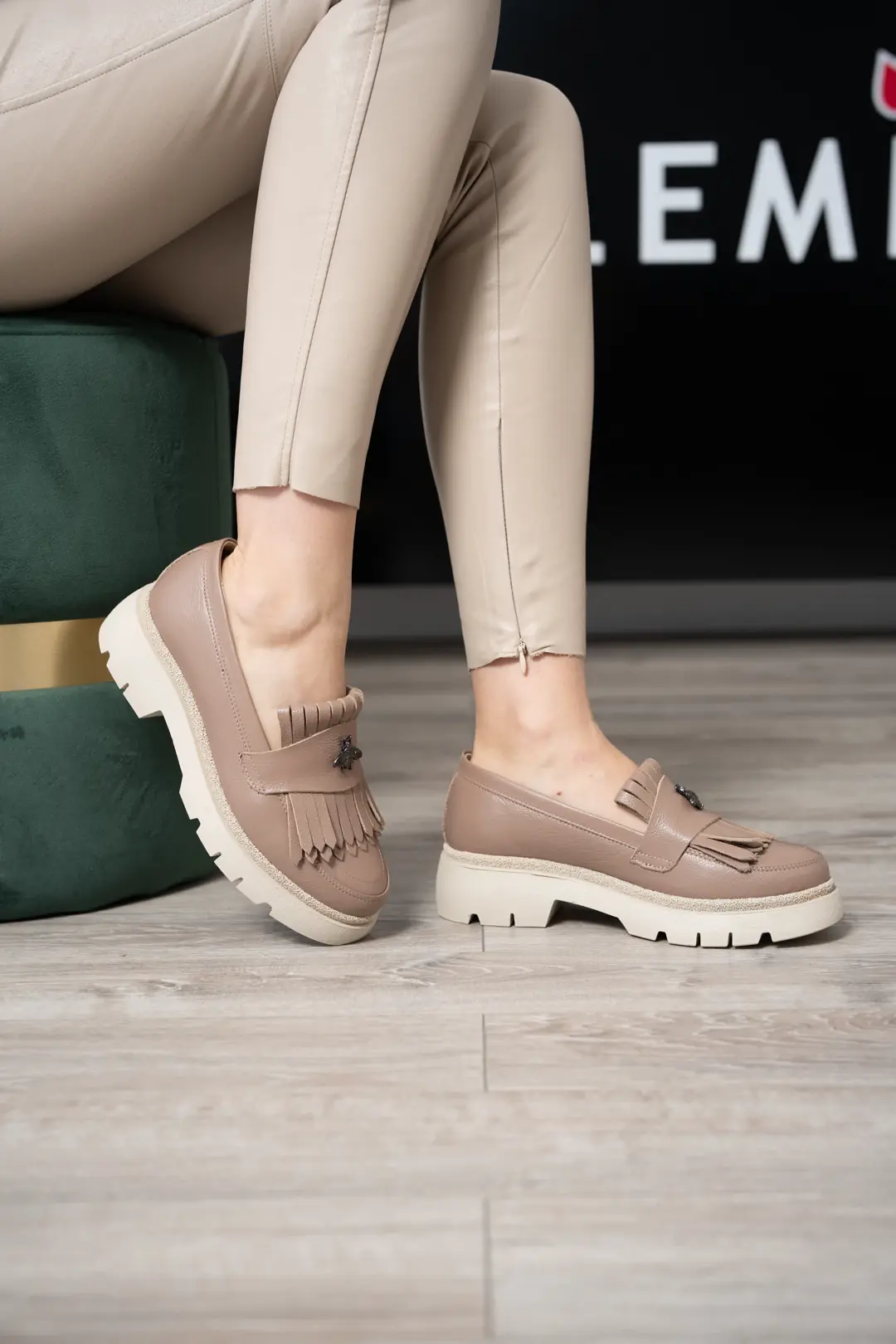 GTIN: 5942770007481, SKU: f-2.16-v1-37, GLEMIS