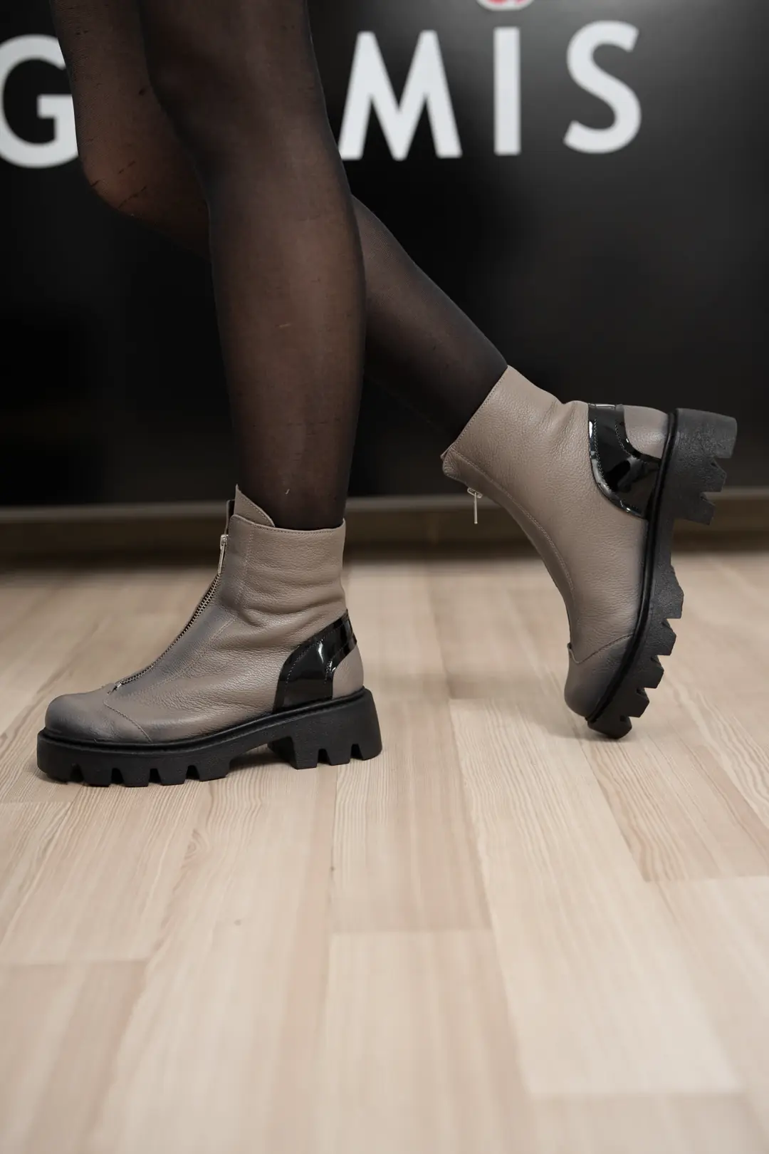 GTIN: 5942770013956, SKU: f-5.11-v3-38, GLEMIS