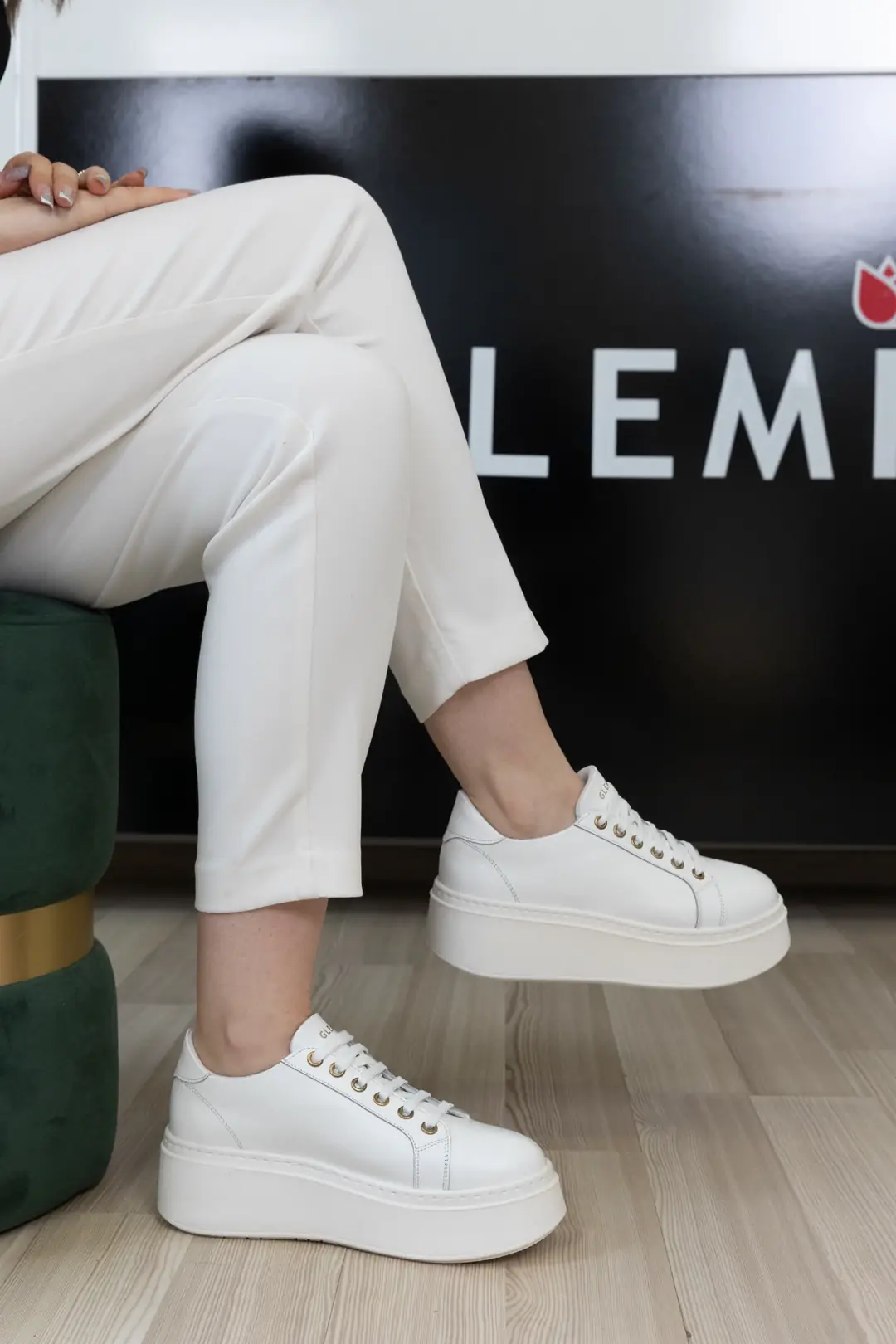 GTIN: 5942770041973, SKU: f-4.102-v1-40, GLEMIS