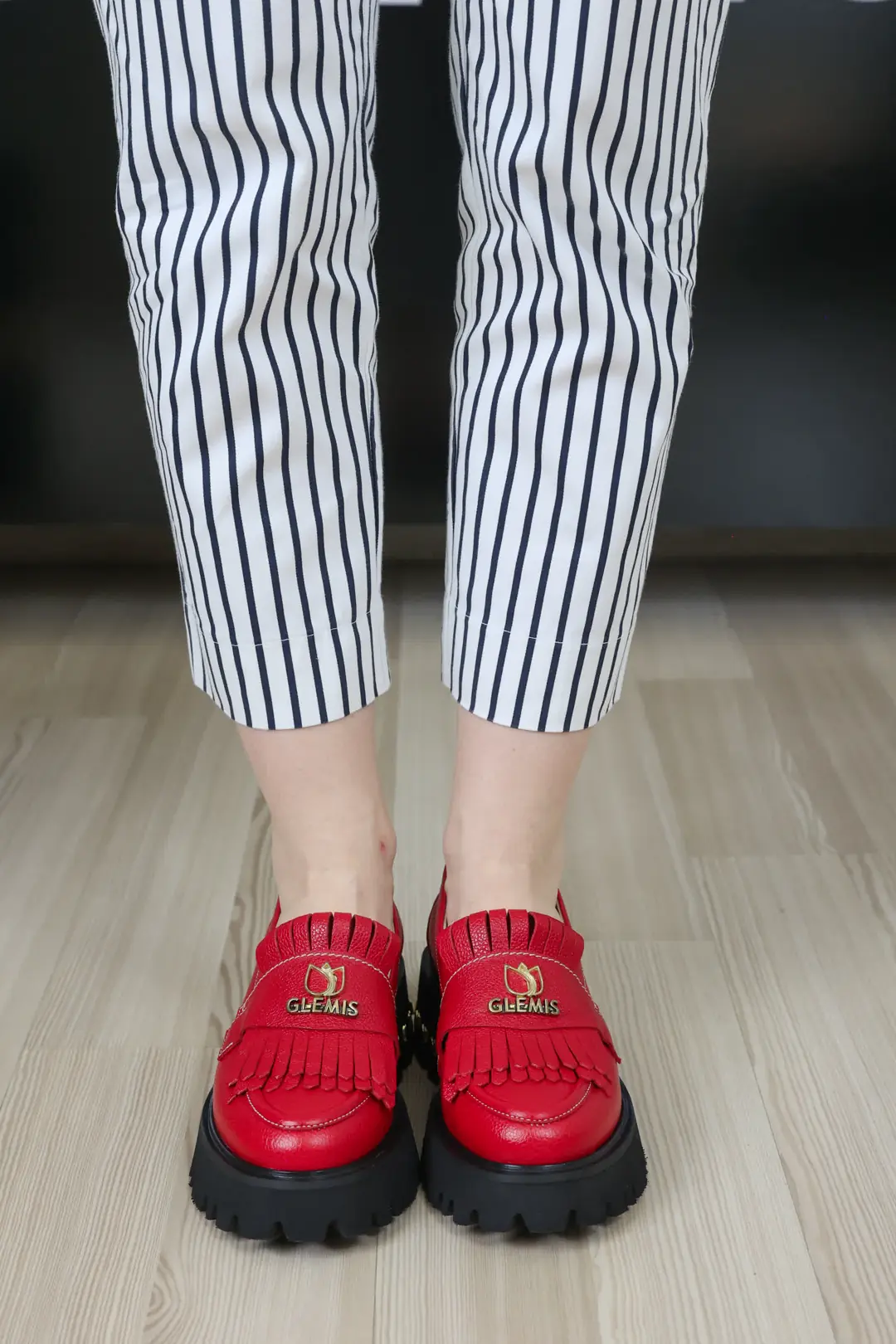 Mocasini dama, Glemis, piele naturala - Cod: f-4.60, Culoare: Rosu Bizon, Talpa: Negru, Numar: 40