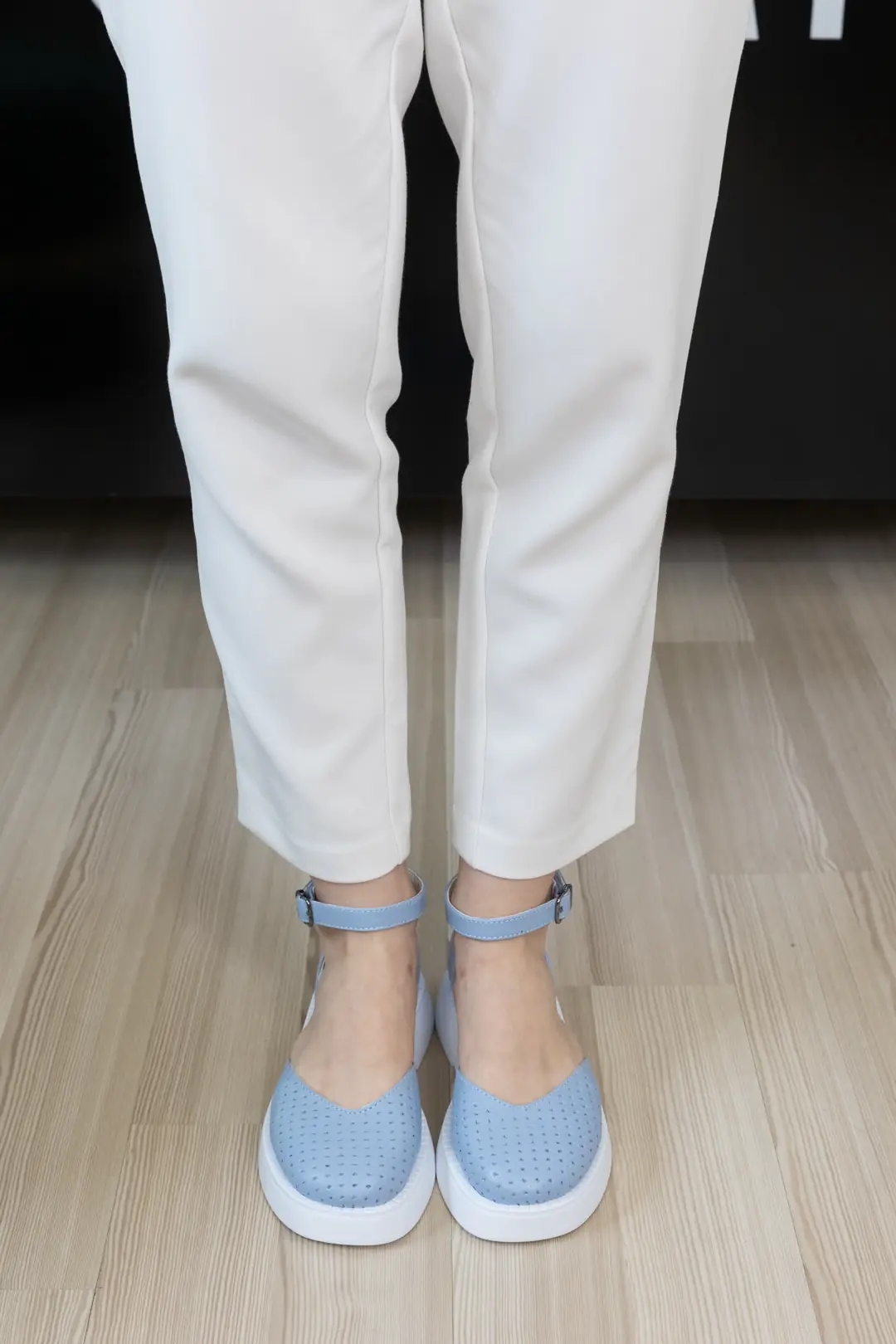 Sandale dama casual, Glemis, piele naturala - Model: f-3.28, Culoare: Albastru Box, Talpa: Alb, Numar: 38