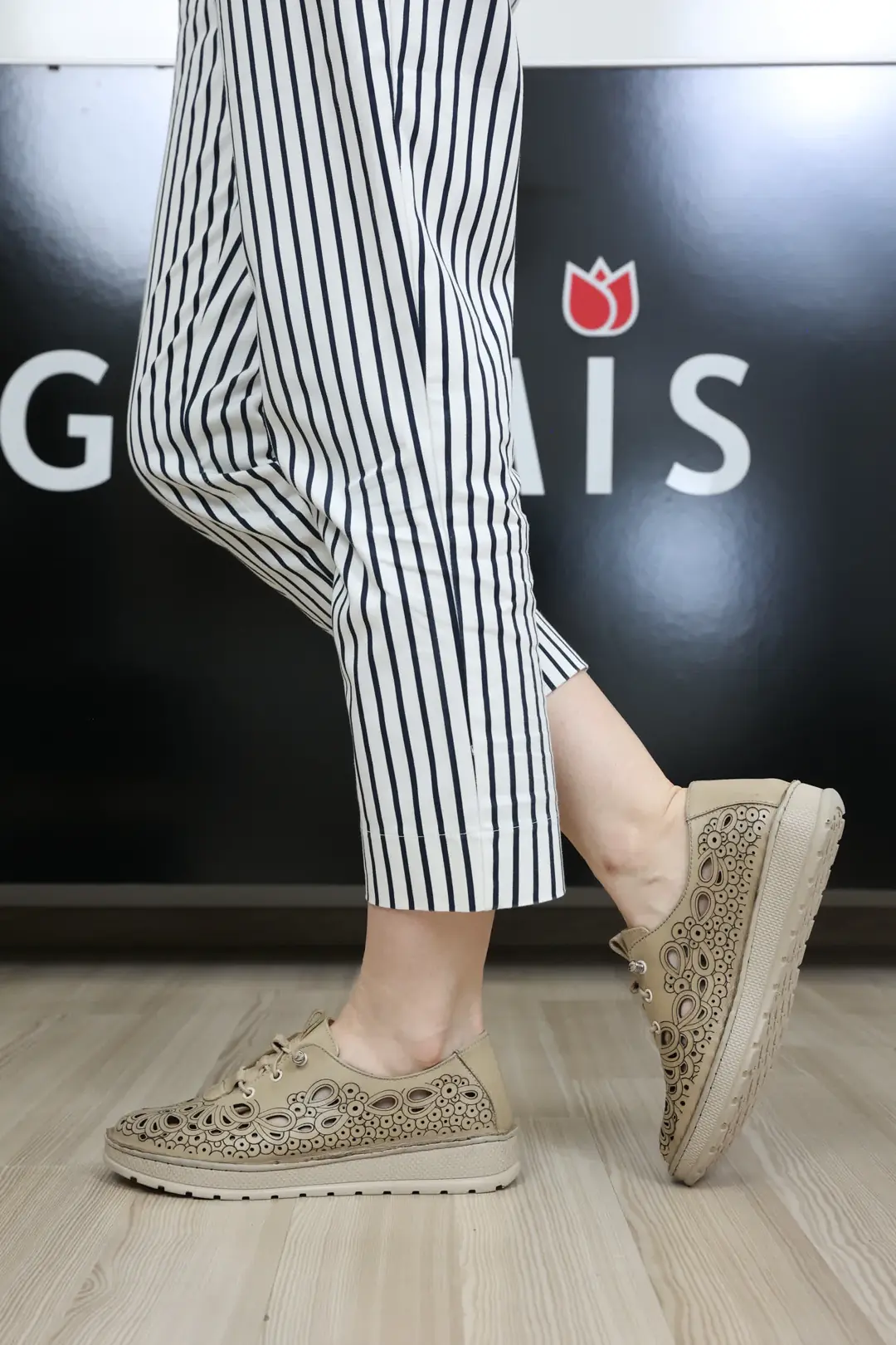 Pantofi dama ortopedici, Glemis, piele naturala - Cod: f-4.69, Culoare: Bej Box, Talpa: Bej, Numar: 40